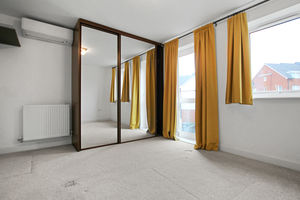 Photo 8- click for photo gallery